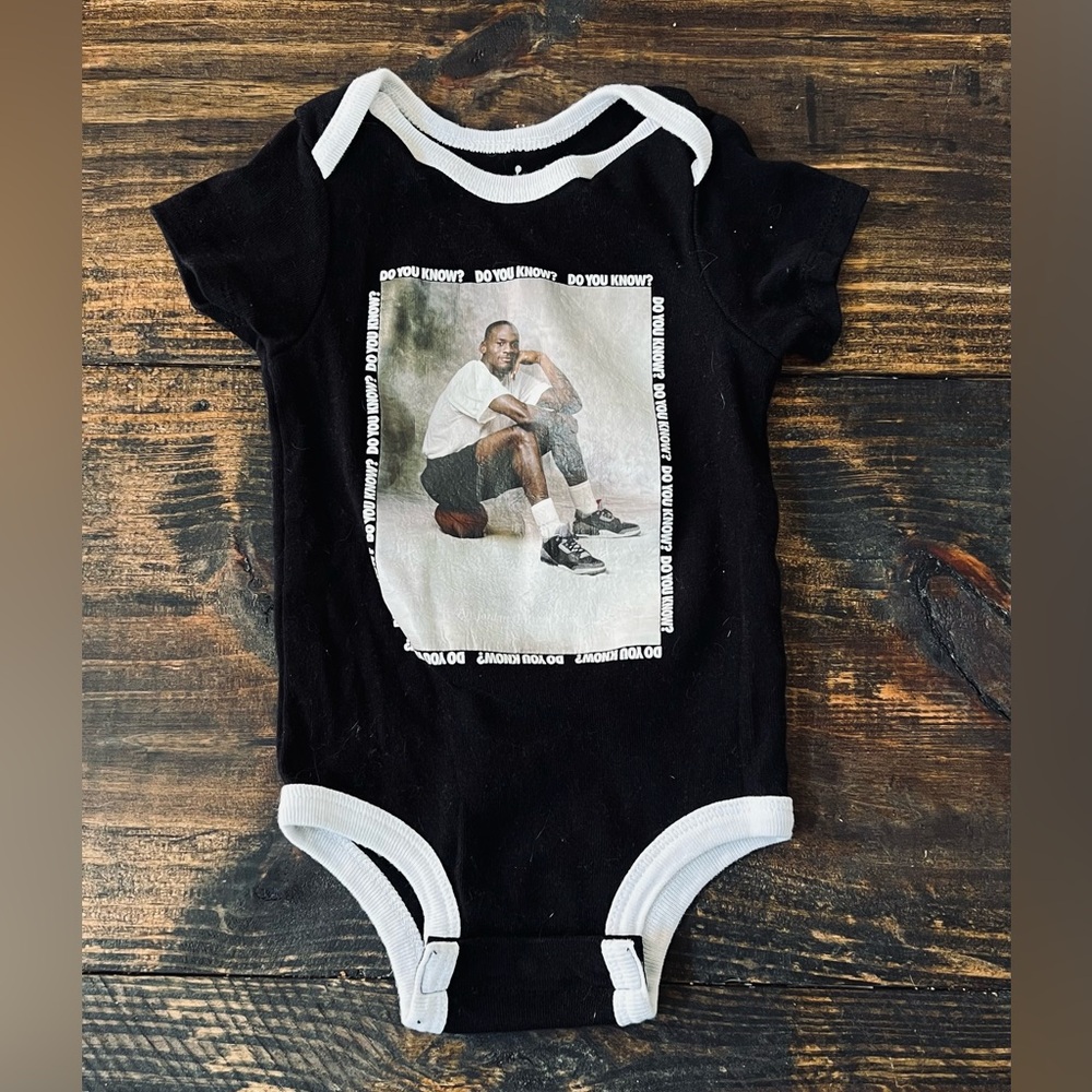 Jordan onesie vintage 9-12 months